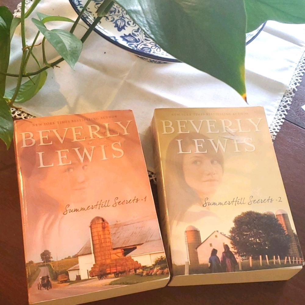 4 for $25!! Summer Hill Secrets 1&2 Beverly Lewis